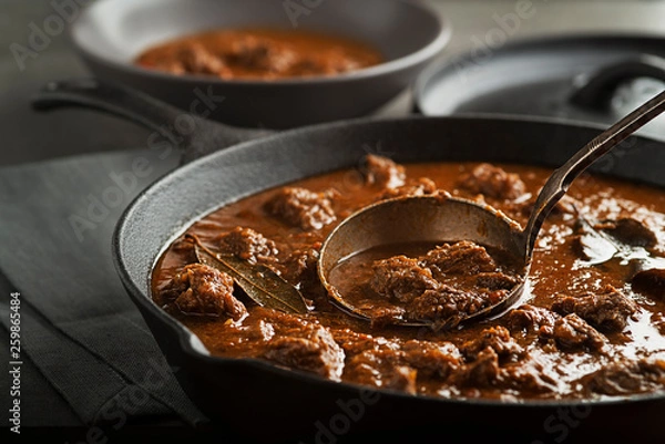 Fototapeta Gulasz wołowy - gulasz