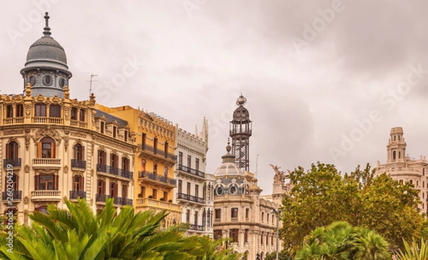 Fototapeta Ancient architecture of  Spanish city of Valencia