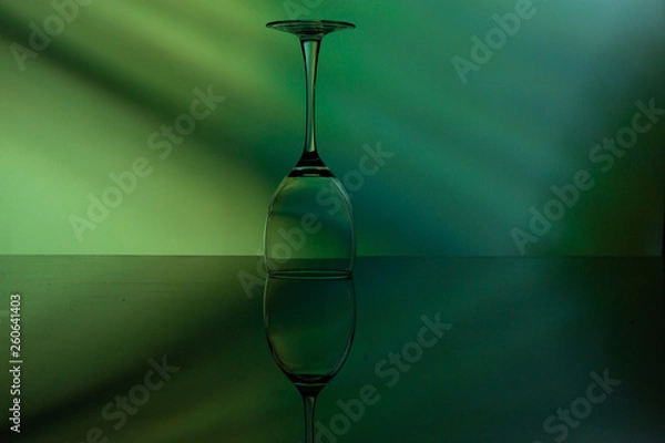 Obraz wine glass on table