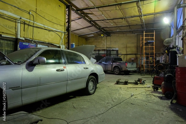 Obraz car in garage