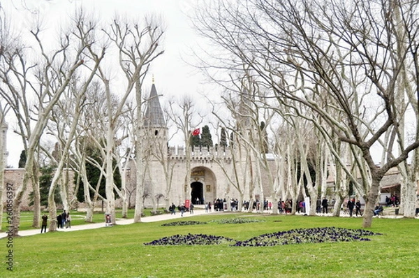 Fototapeta Gate of Topkapi palace in Istanbul, Turkey