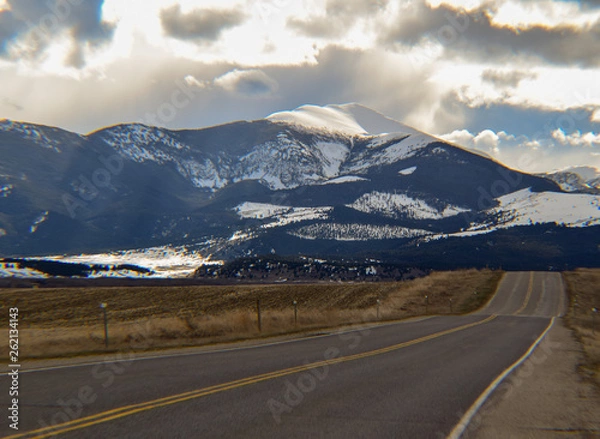 Obraz Road to the mountain