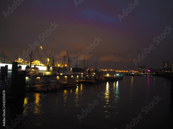 Fototapeta Widok na port hamburgerowy nocą - panoramiczny
