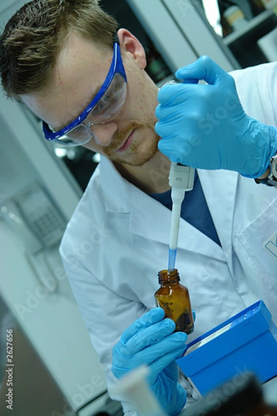 Obraz scientist professor experimenting