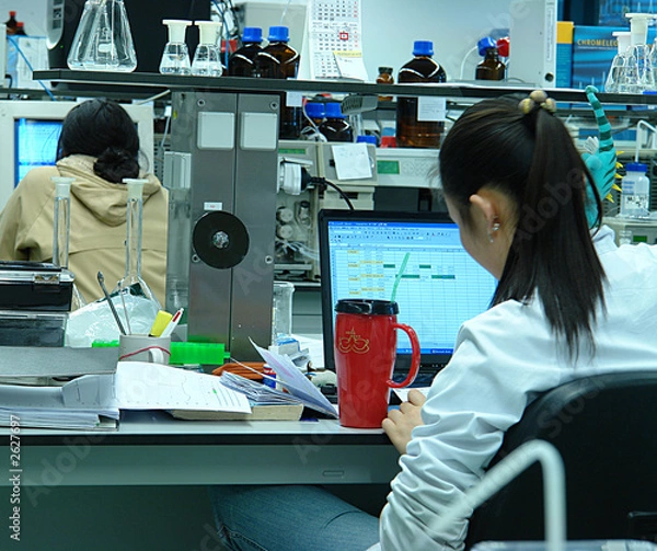 Obraz students in the laboratory