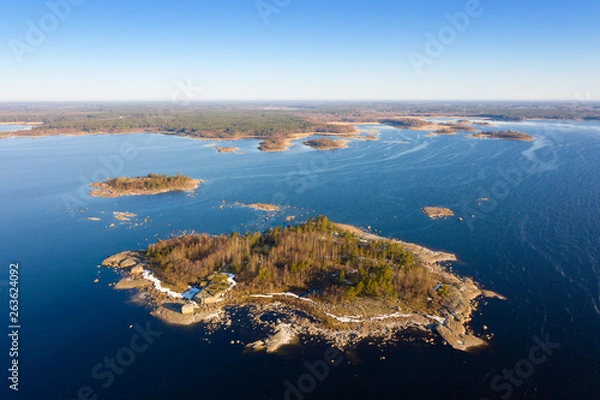 Fototapeta Islands of the Baltic Sea. View from above. Spring morning