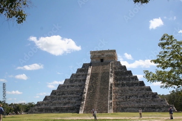 Fototapeta temple at chichen itza 5
