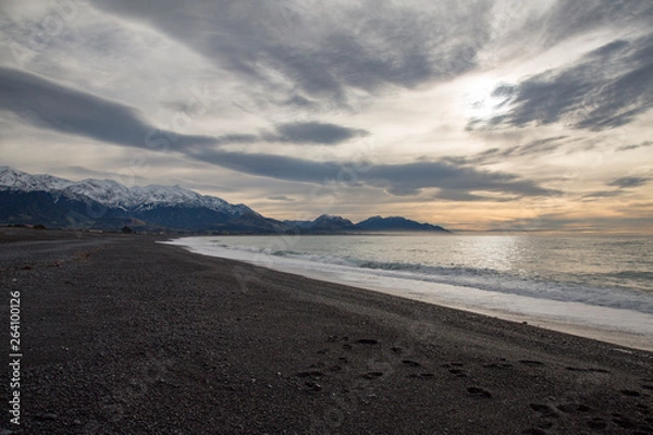 Obraz beach and the mountains