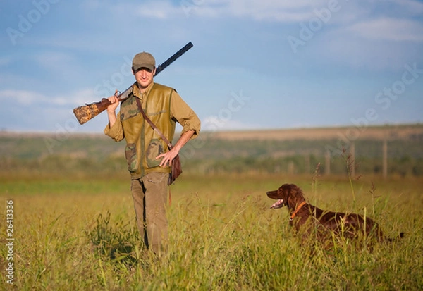 Fototapeta Hunter heading for the hunting field