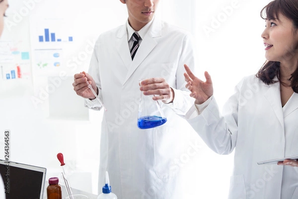 Obraz 新薬の研究