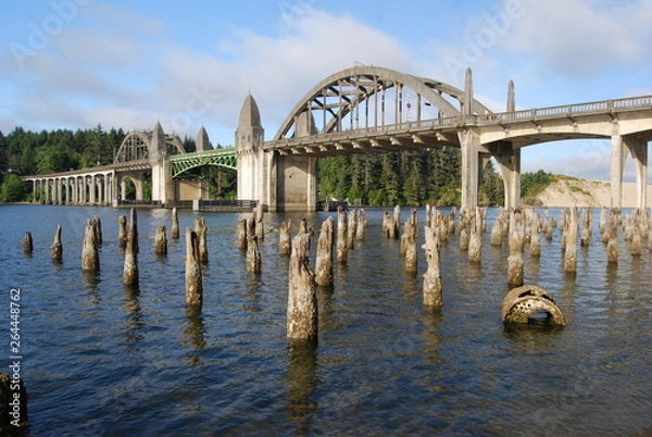 Obraz suislaw river bridge, oregon coast