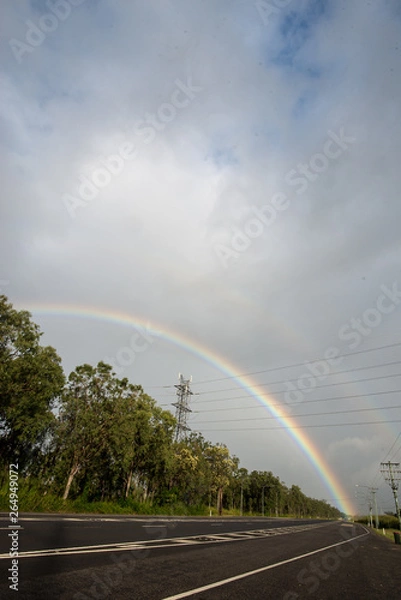 Obraz 果てしない道に続く虹