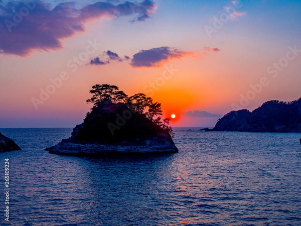 Obraz 【静岡県伊豆半島ジオパーク】西伊豆堂ヶ島の夕景【冬】