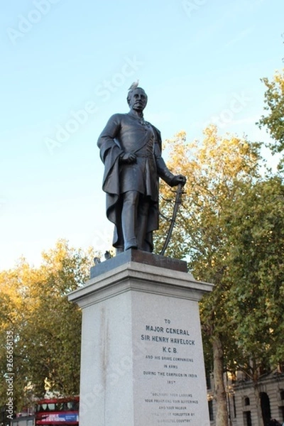 Obraz ロンドン　トラファルガー広場　ネルソン像