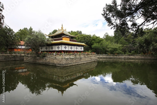 Fototapeta 世界海拔最高的园林建筑——罗布林卡