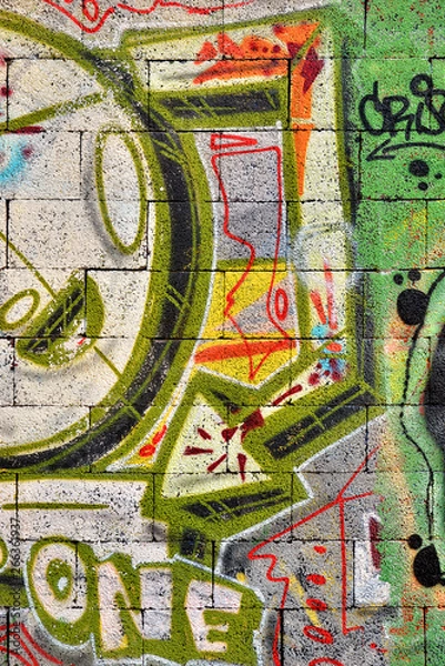 Fototapeta wall sprayed with graffiti