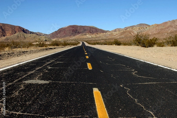 Fototapeta road to nowhere