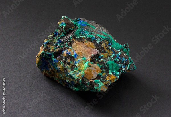 Obraz Very colorful specimen of Linarite with Brochantite from Chile. Brochantite is a sulfate mineral that crystallizes in the monoclinic crystal system. Blue and green mineral stone.