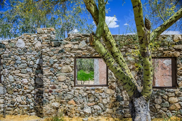 Obraz old window in the wall