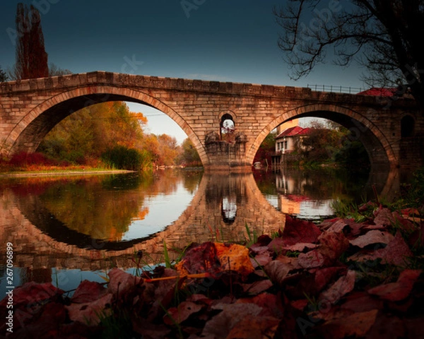 Fototapeta old stone bridge