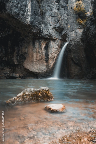 Fototapeta Hidden waterfall