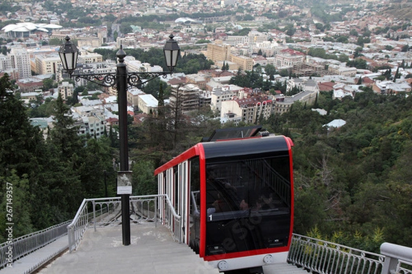 Obraz View of Tbilisi from mountain Mtatsminda with funicular