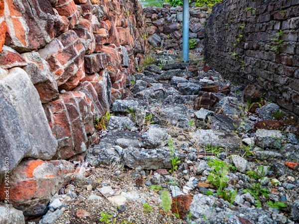 Obraz 崩れた煉瓦