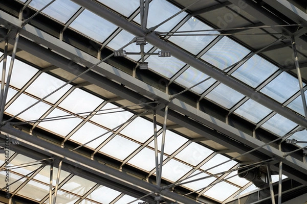 Fototapeta Very strong steel structure and glass window of airport roof