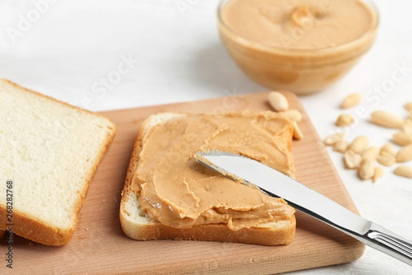 Obraz peanut butter sandwich on the table