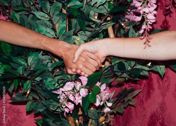 Fototapeta Holding Hands