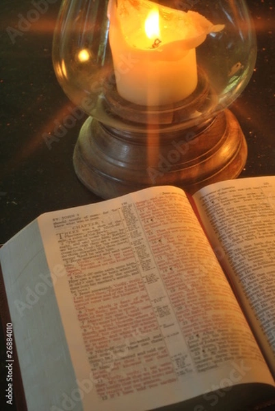 Obraz Candlelit bible study romantic