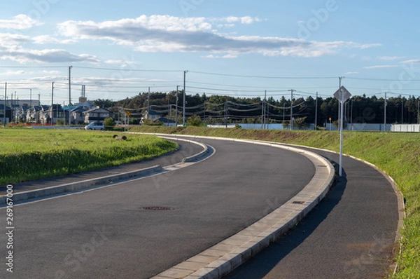 Fototapeta 柏の葉キャンパス　郊外の造成地の道路