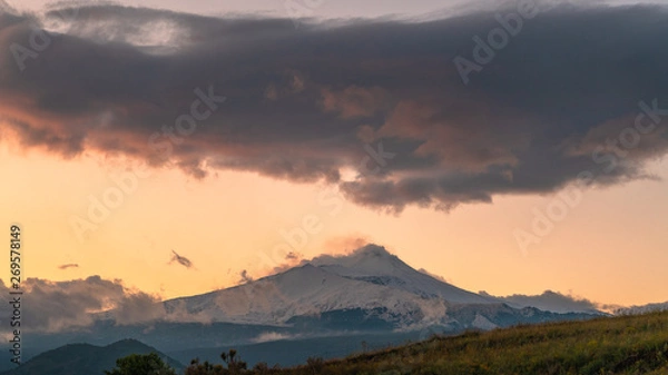 Obraz etna during sunset
