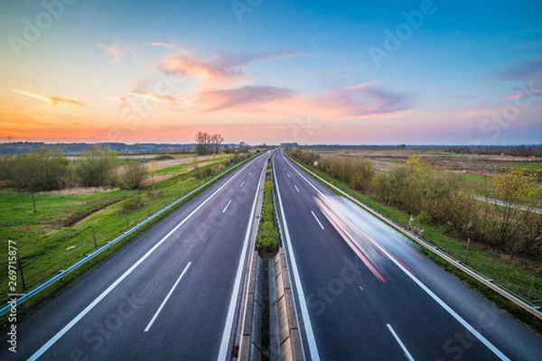 Fototapeta Autobahn am Abend