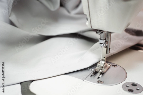 Obraz Szycie pościeli.