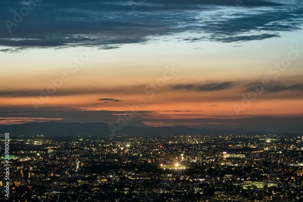 Obraz 東京の都市風景　池袋から見る夕方の空１