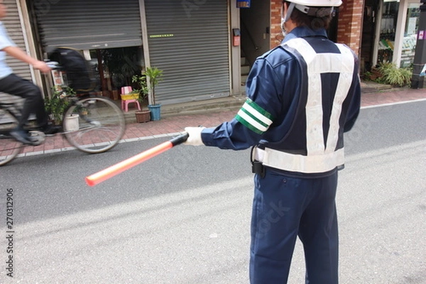 Obraz 大規模修繕工事中の警備員