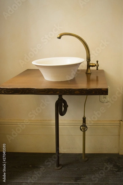 Obraz レトロな洗面台のある室内