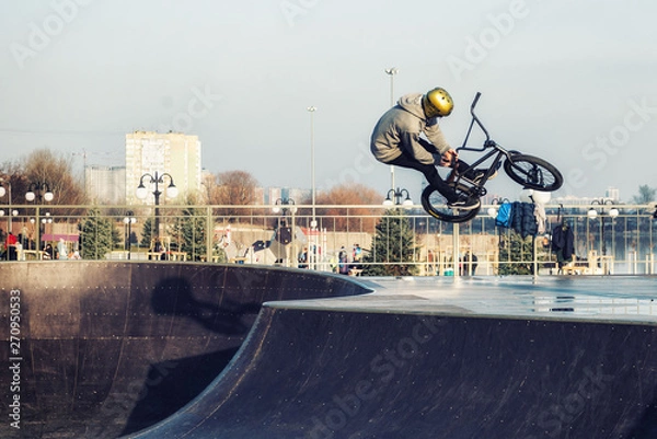 Obraz bikerider on ramp