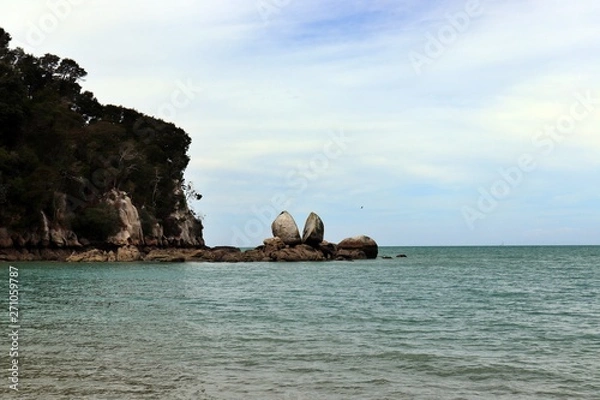Obraz Split apple rock, Kaiteriteri, South Island, New Zealand