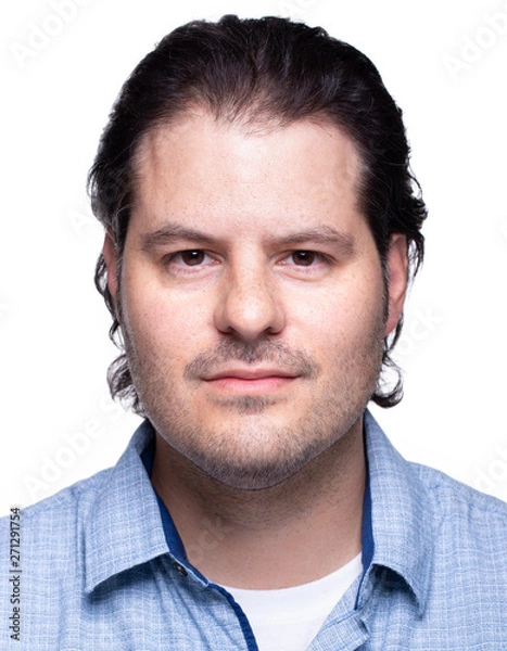 Fototapeta Zdjęcie paszportu czołowego mężczyzna na białym tle. Normalizacja UE.