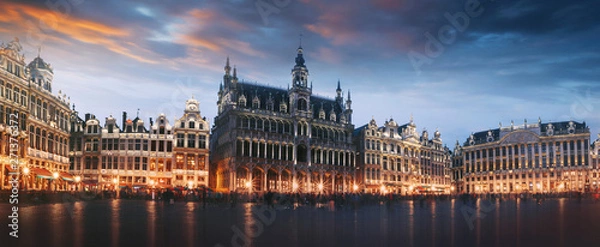 Obraz Grand Place in Brussels at night, Belgium