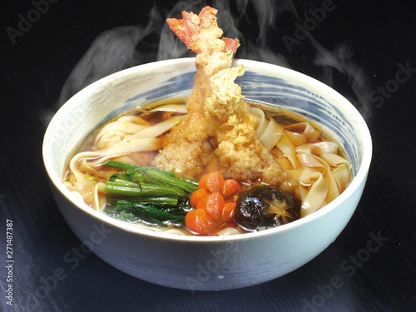 Obraz 日本の伝統食　ゆげたつ天ぷらきしめん