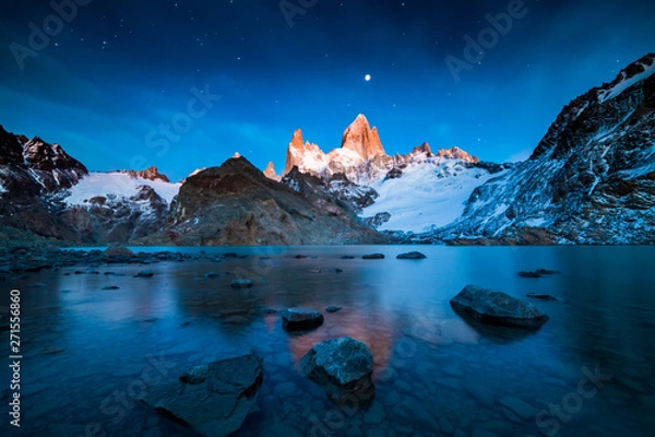 Obraz Góra Fitz Roy o wschodzie słońca, Patagonia, Argentyna