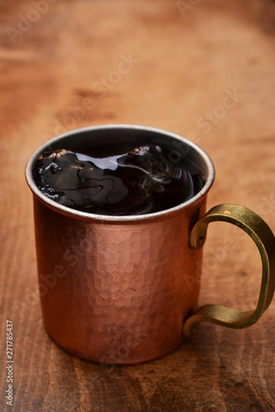 Obraz アイスコーヒー銅製カップ