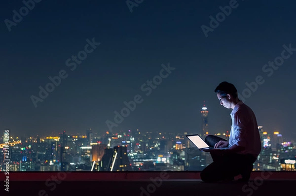 Obraz working late night