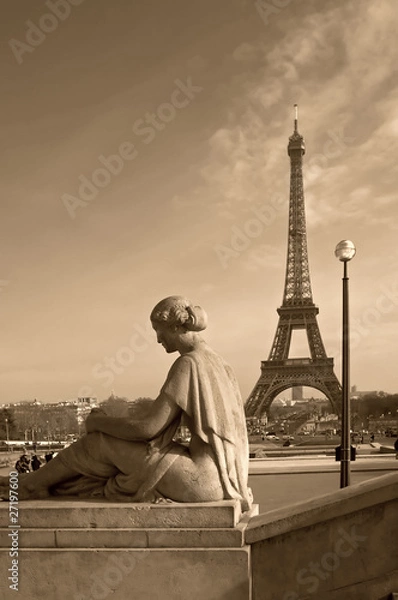 Fototapeta Eiffel tower with a woman's sculpture (Paris, France)