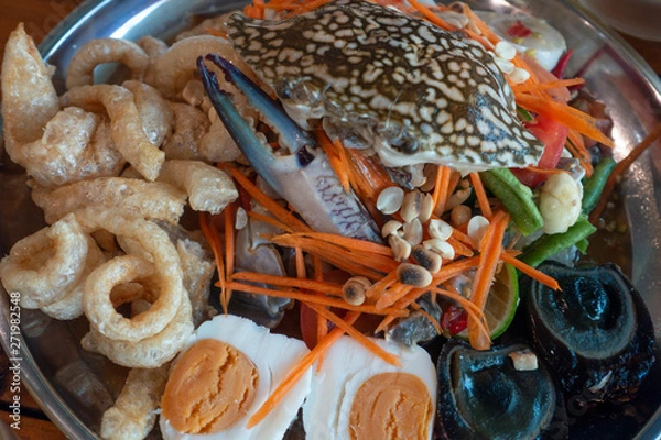 Fototapeta Papaya Salad with Seafood