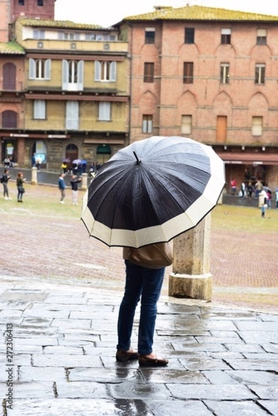 Obraz woman with umbrella in the rain