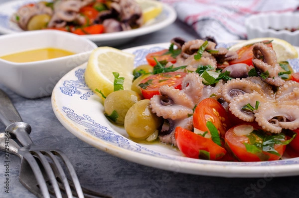 Fototapeta Salad with octopus